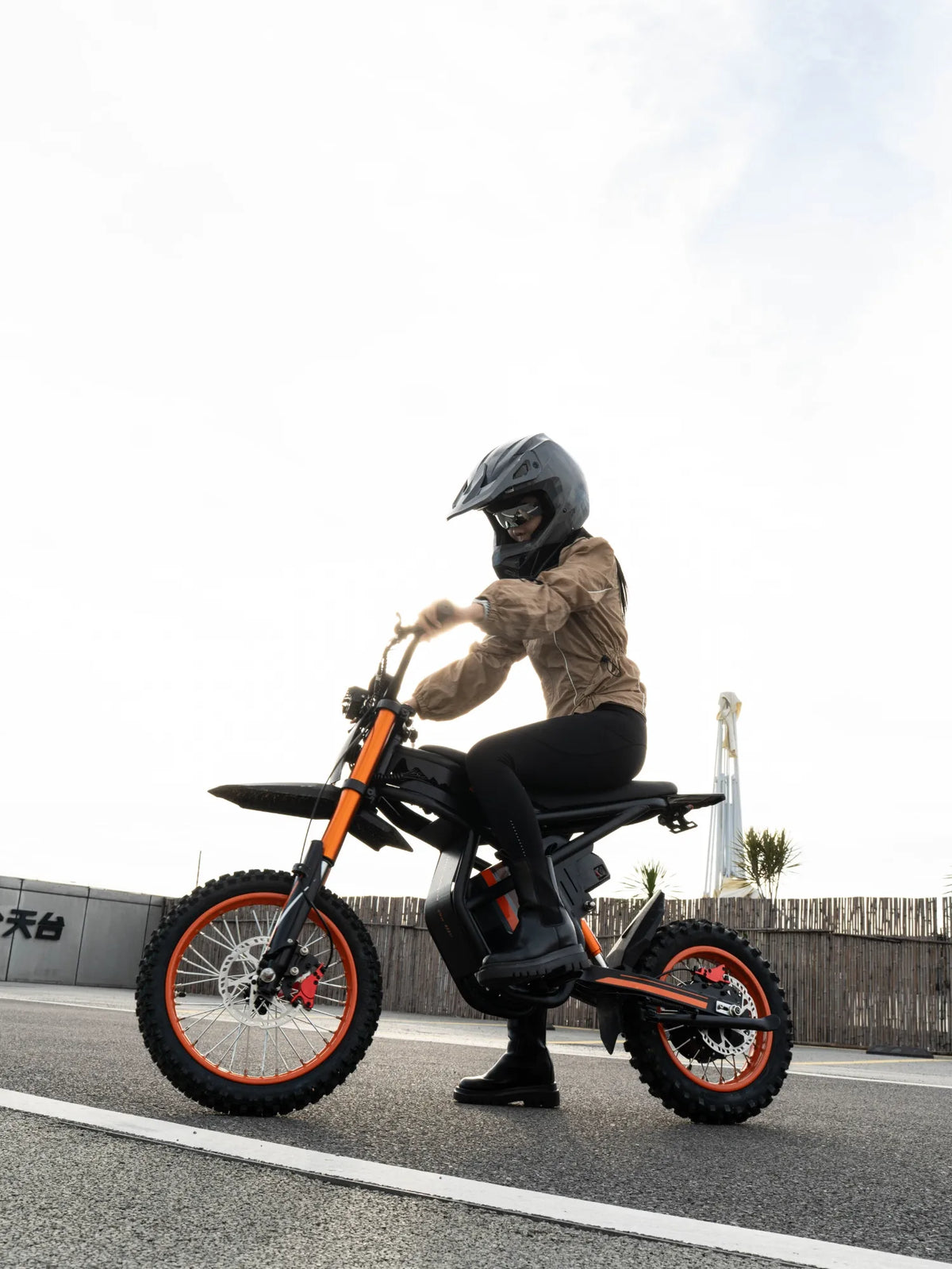 Riding'times GT54 – 2000W elektriline krossimootorratas