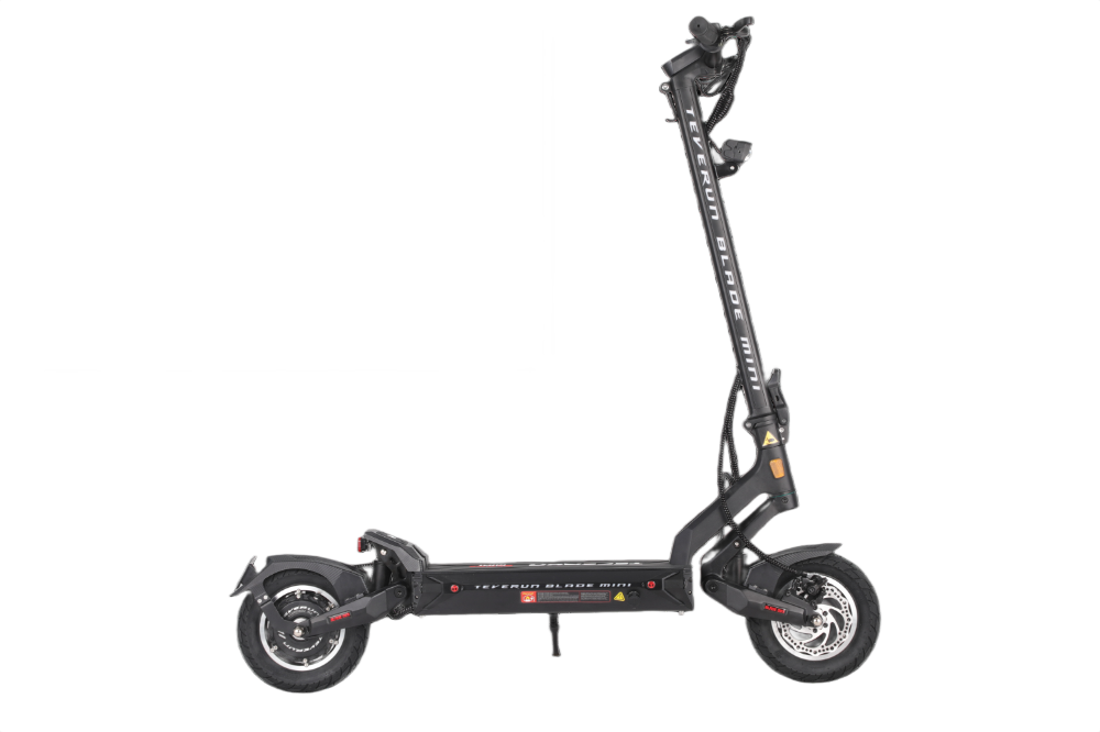 TEVERUN BLADE MINI PRO Black electric scooter on a white background
