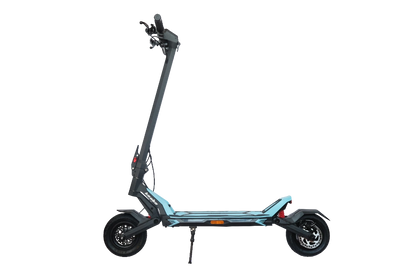  KAABO URBAN Black electric scooter on a white background