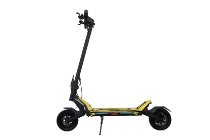  KAABO URBAN Black electric scooter on a white background