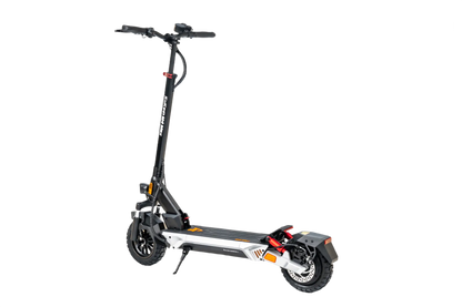 KuKirin M4 Max Black electric scooter on a white background